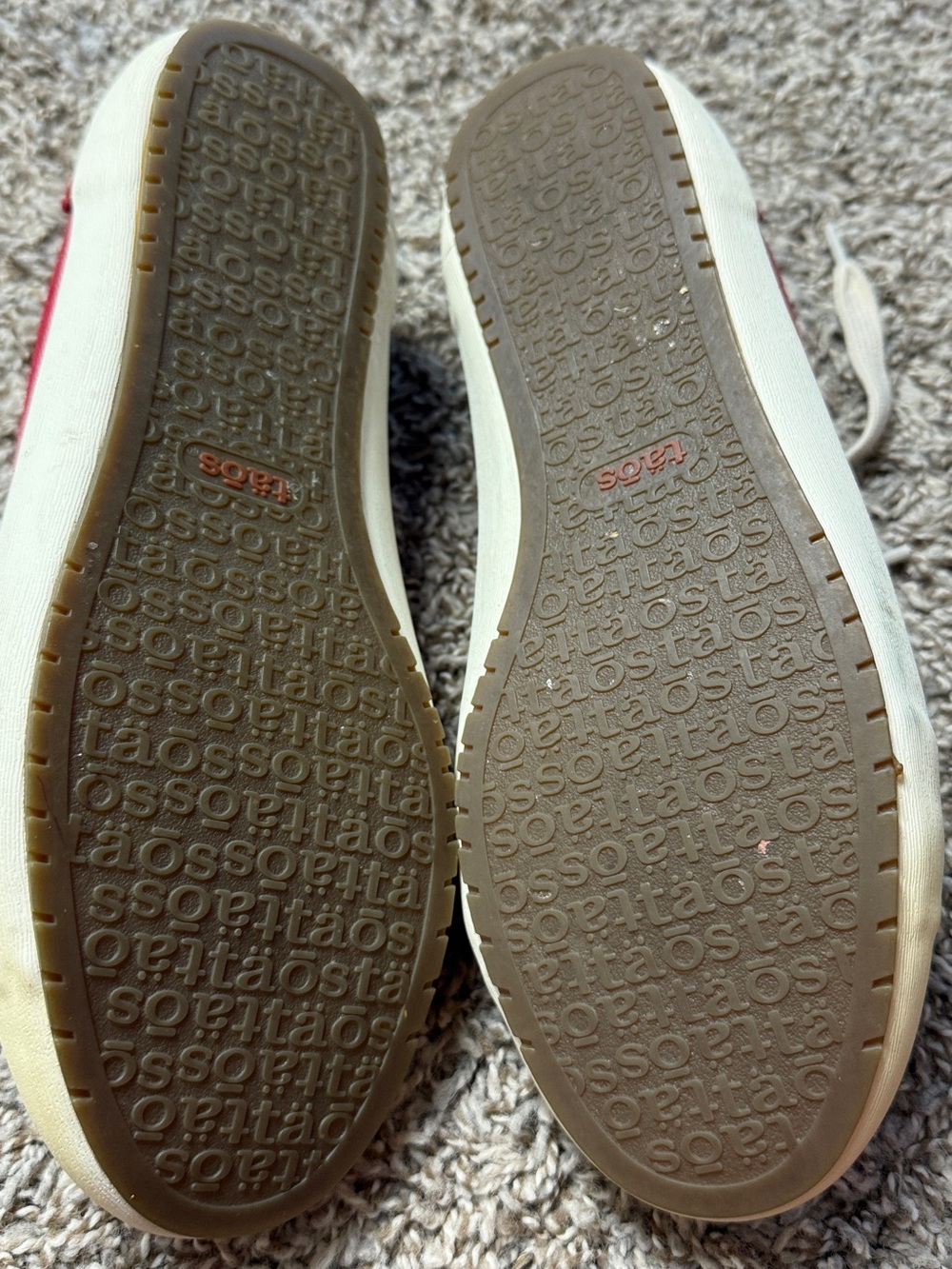 Taos Red Canvas Lace-Up Sneakers - Picture 4 of 6